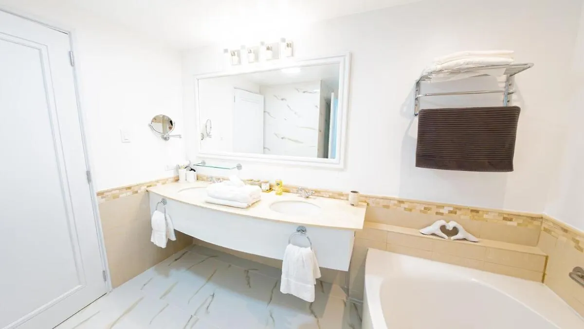 Water Side Studio King Bed With Pool サンジョアン プエルトリコ